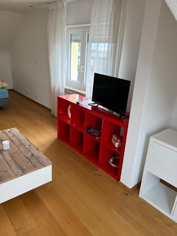 Schoene Wohnung In Deidesheim Buitenkant foto